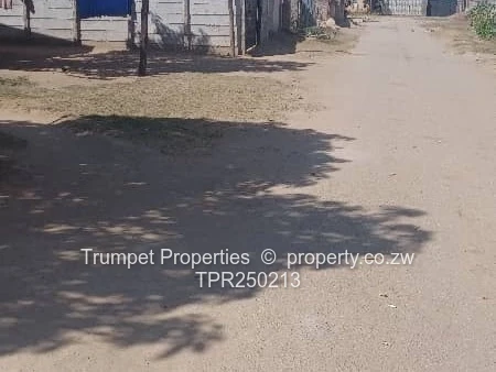Mabvuku 2-Bed Block Home on 200m² Plot — Water & Sewer