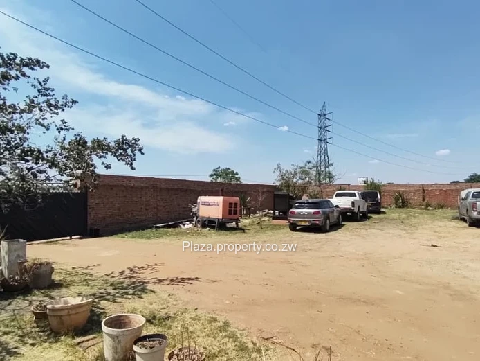 Prime location along Harare Drive