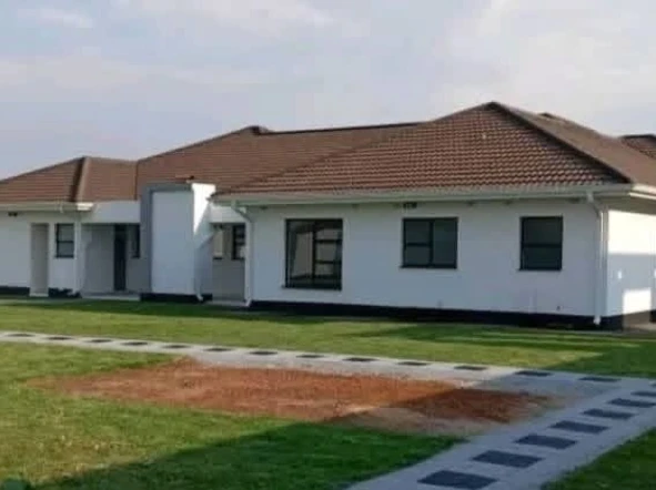 7 Bedroom House