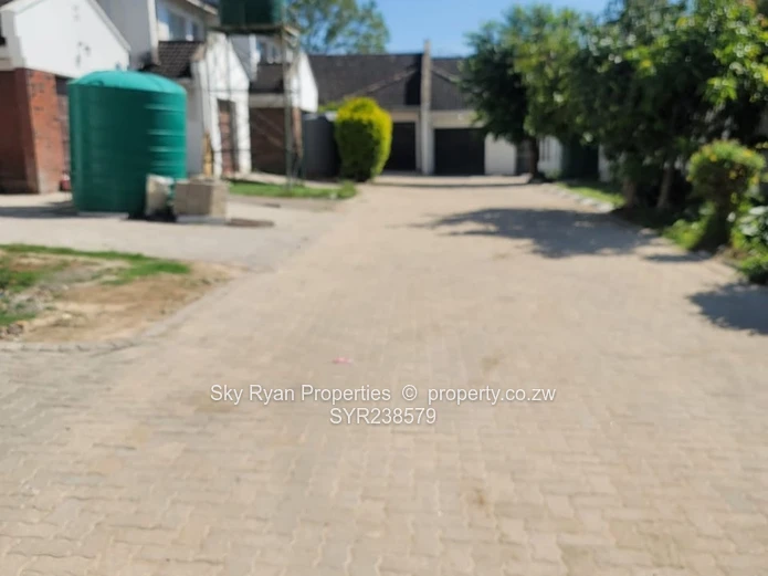 Hatfield Garden Flat For Sale