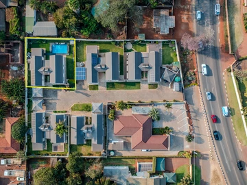 3 Bedroom Flat & Apartment