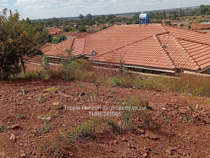 399m² Elevated Stand in Cold Comfort — Tarred Rd, Water & Sewer