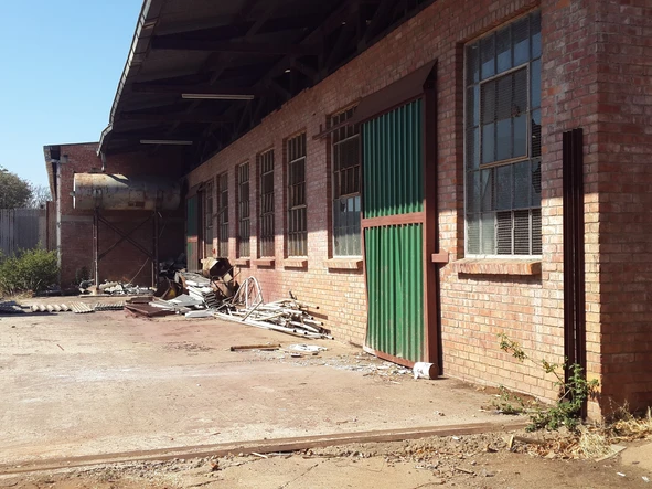 Warehouse & Factory