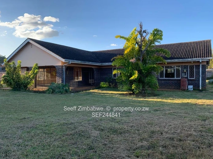 Spacious 4-Bedroom Home in Borrowdale West (Sole Mandate)