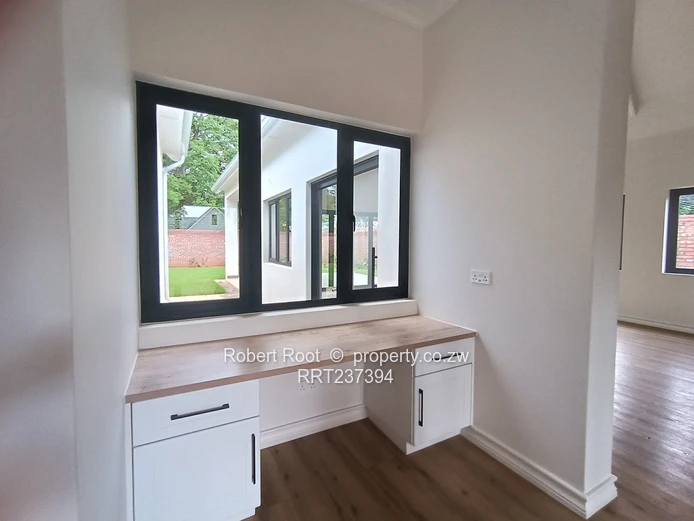 Neat 3 bedroomed Townhouse to rent in Borrowdale