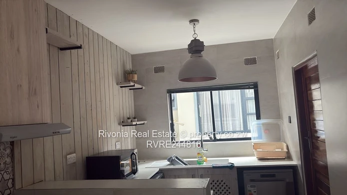 Borrowdale road frontage 