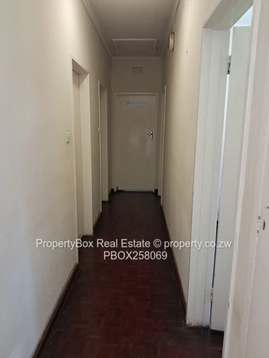 Charming Eastlea Property for sale in a commercialized Suburb!