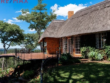 Exquisite 'Out of Africa' lodge