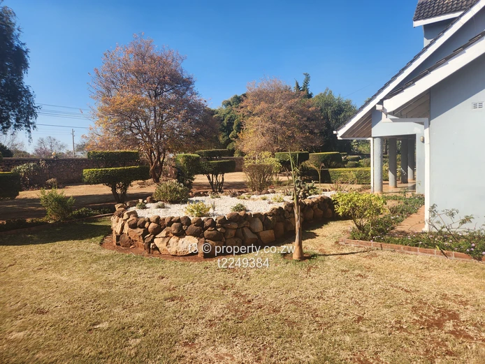  HELENSVALE HOUSE, HARARE NORTH- Main road frontage 