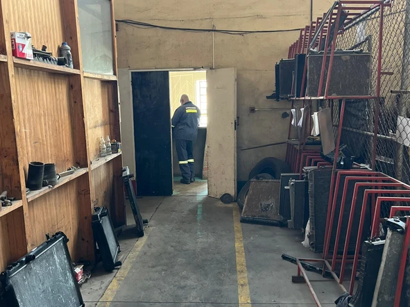 Warehouse & Factory