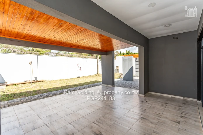 Neat Cluster Home in Peakwood Village!