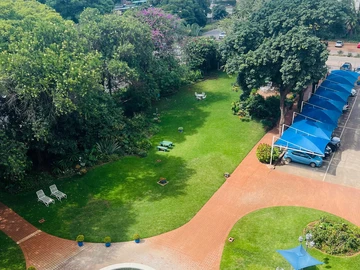 3 Bedroom Flat & Apartment