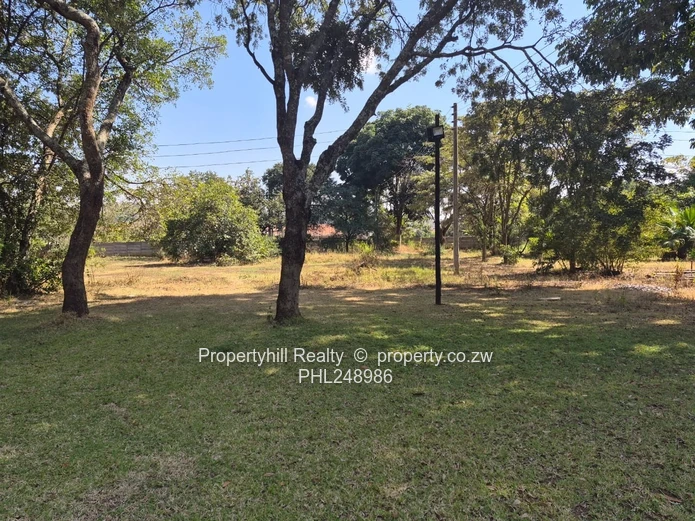 6000m² Access-Controlled Wedding Venue, Tree-Lined Plot with Water in Tynwald (Sole Mandate)