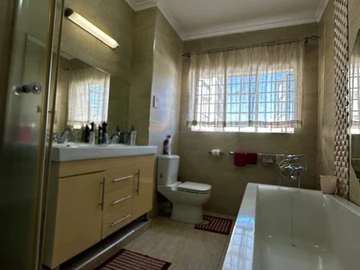 3 Bedroom Garden Flat