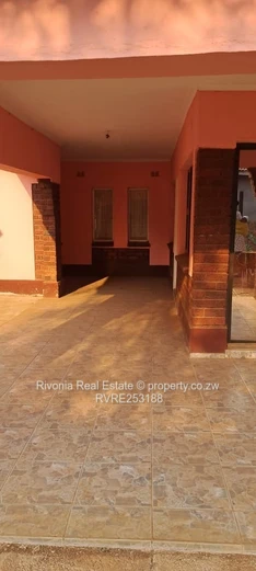 4-Bed Family Home in Nharira — 2440m² with Borehole