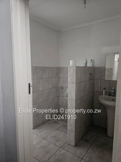 Msasa, Harare East: 350m² Warehouse/Factory – Shelving & Toilets (Sole Mandate)