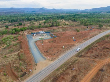 Commercial & Industrial Land