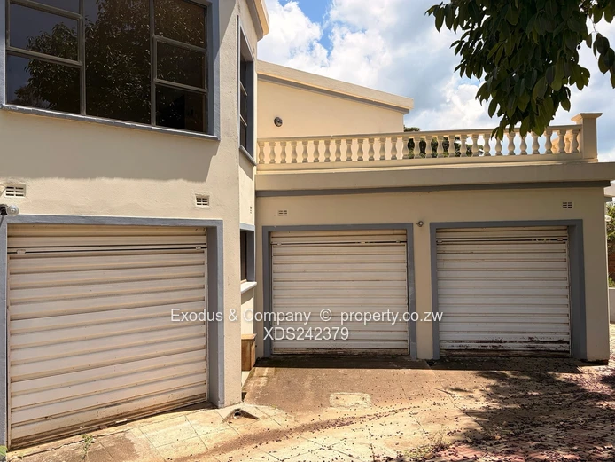 Crowhill House to Let