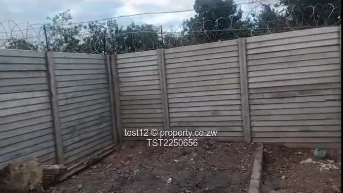 Mufakose house for sale  (Sole Mandate)
