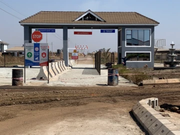 Stands & Residential Land