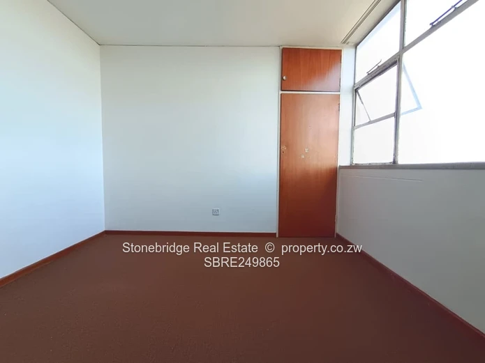 Prime 2 Bedroomed Flat in Ascot for sale