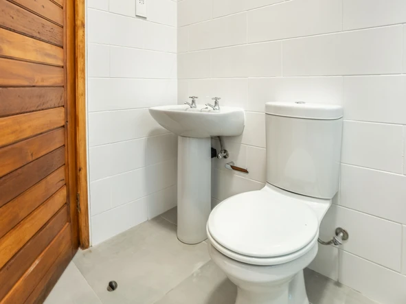 4 Bedroom Garden Flat