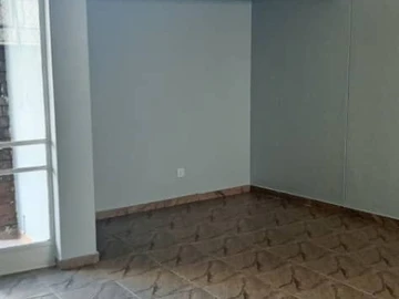 3 Bedroom Flat & Apartment