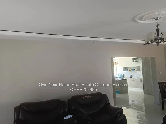 Elegant 4-Bed Family Home on 1800m² in Mount Pleasant Heights