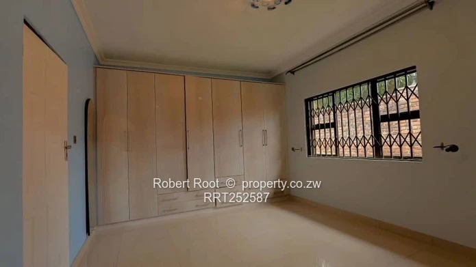 Ultra Modern 4 bed family home