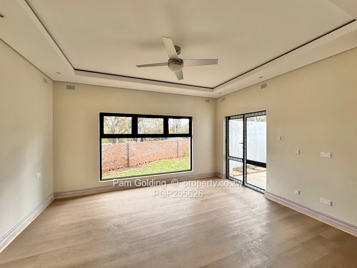 Exclusive Living - 4 Bedroom Home Chisipite 