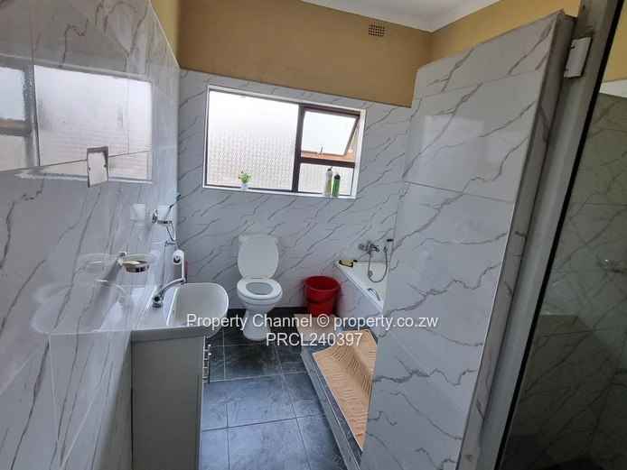 Prime Pomona Home | 1800sqm | Title Deeds Available (Sole Mandate)