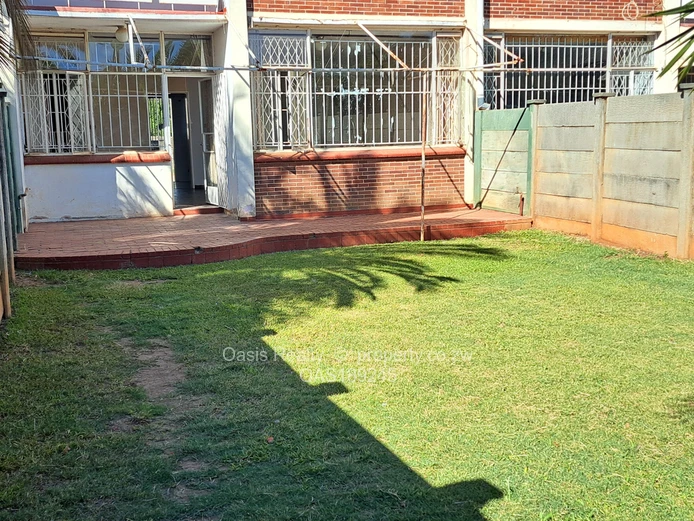 Neat garden flat to let in Avondale West