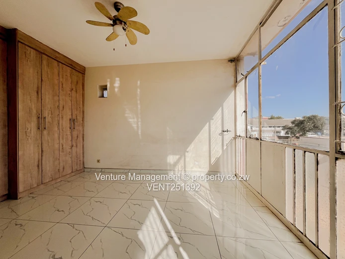 2 Bedroom Flat – The Avenues, Harare