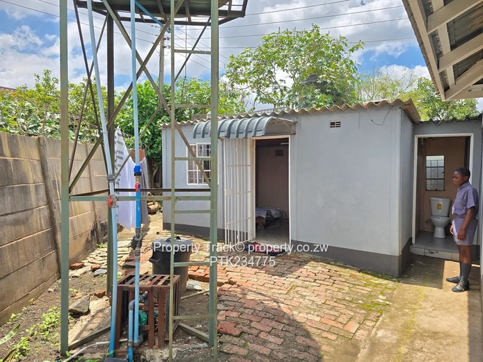 Neat and idyllic family home