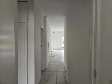 3 Bedroom Flat & Apartment