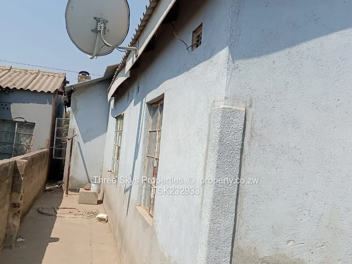 Mufakose House For Sale 