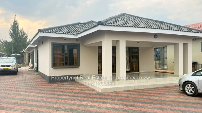 Modern Borrowdale Villa!!!