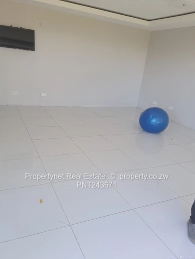 Lovely family home!!!