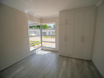 13 Unit Townhouse Complex