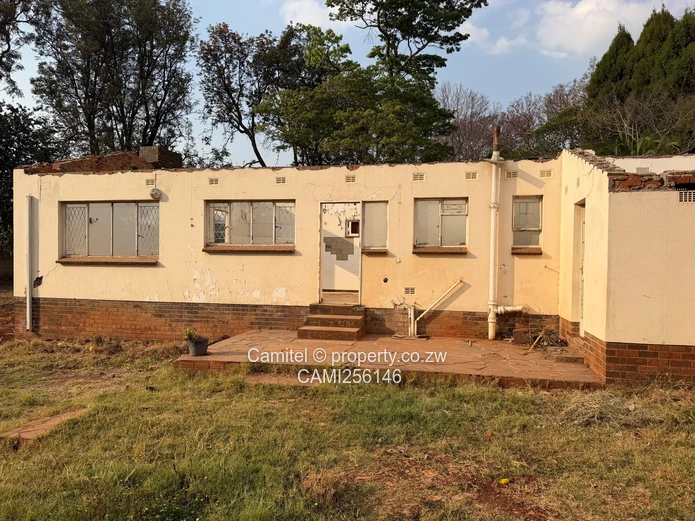 Greendale 4-Bed Family Home — 4200m², Garage & Garden