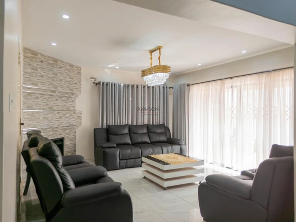 5 Bedroom House