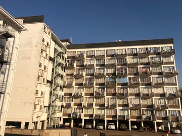 Flat & Apartment
