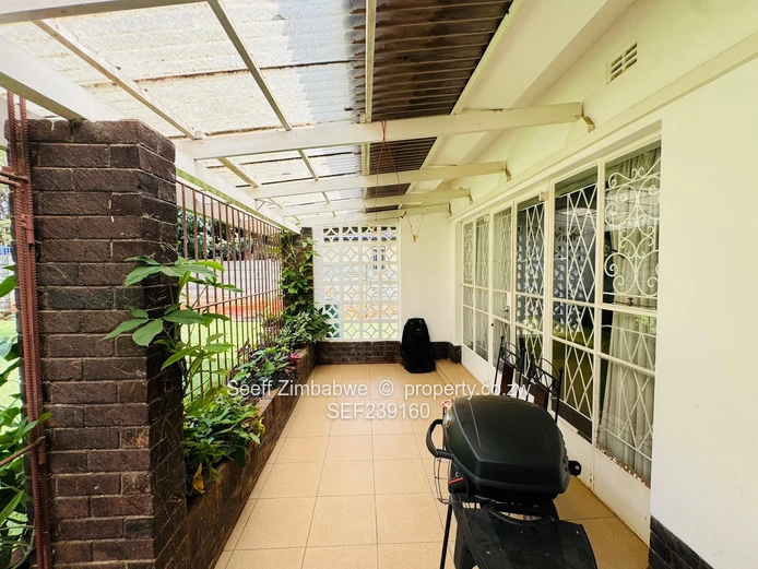 3-Bedroom Beauty in Upper Hillside: Also suitable for Commercial use! (Sole Mandate)