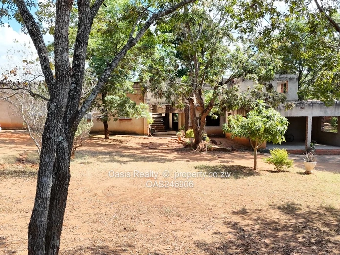 Redevelopment Helensvale Opportunity on a 4,367m² Land 