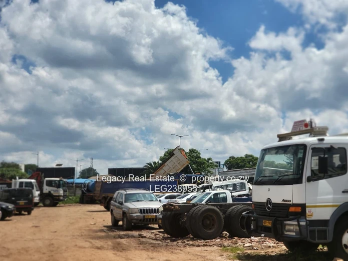 Commercial Prime Stand – 8th Street & Enterprise Road