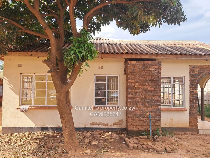 A neat house for sale (Sole Mandate)