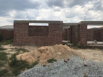 Mabvazuva estate incomplete house for sale
