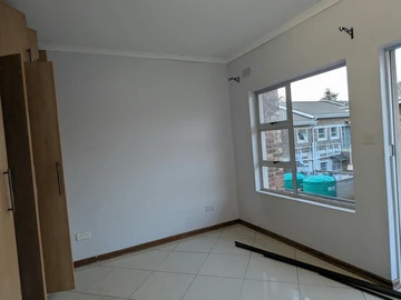 3 Bedroom Garden Flat