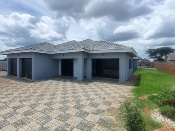 5 Bedroom House