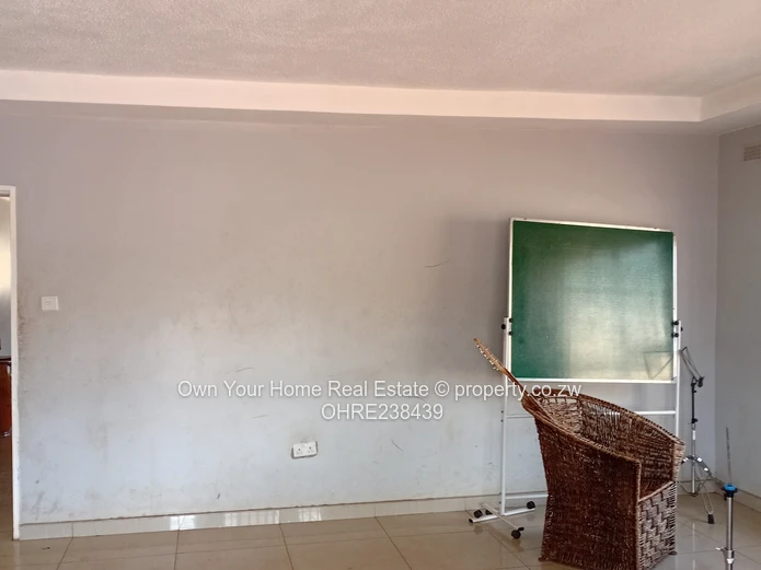 Belvedere Commercial Property For Rent